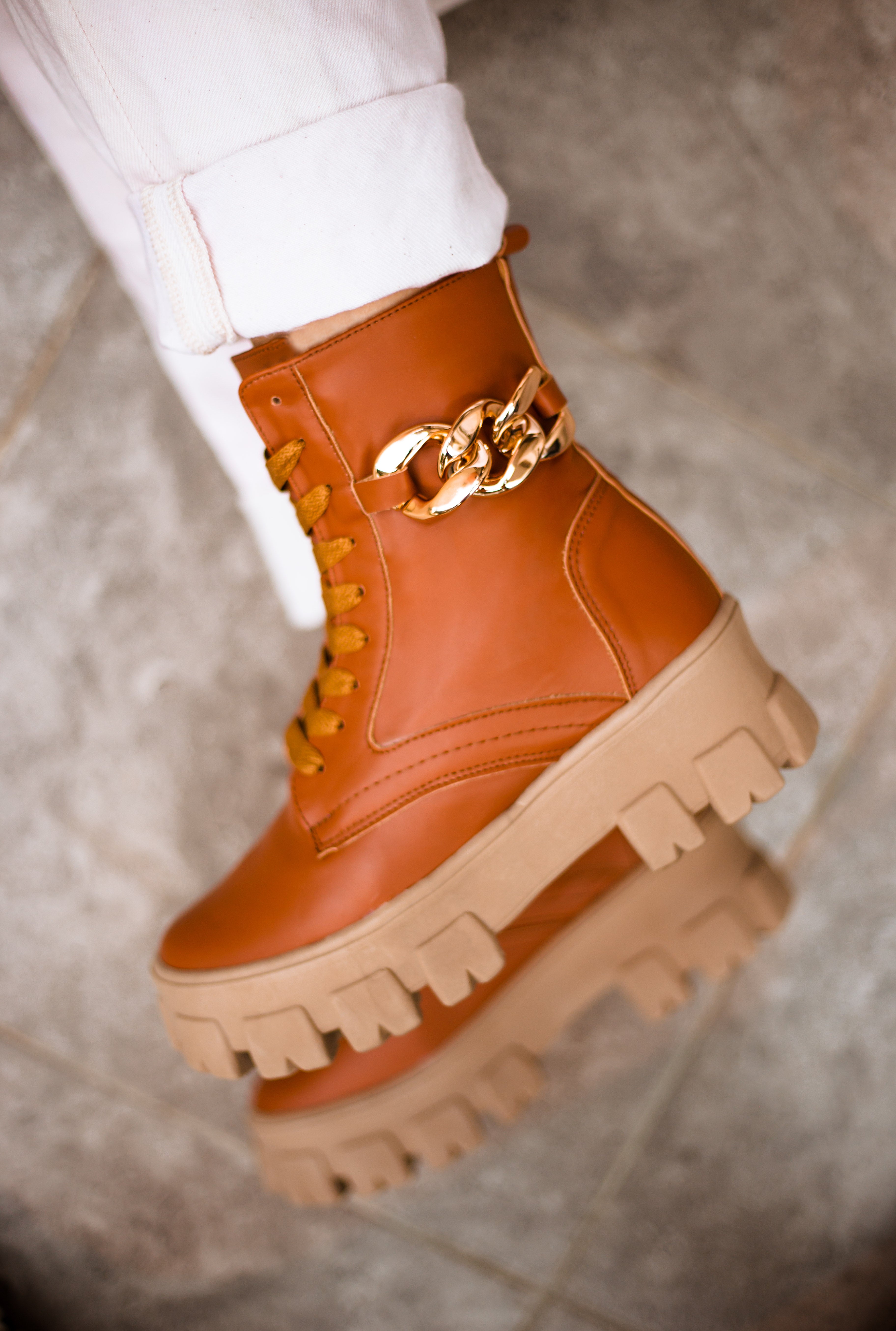 COMBAT BOOTS BOTINES CAFÉ